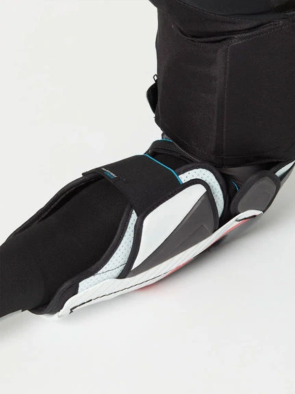 Jambières CCM JetSpeed FT6 Senior 9 Jambières CCM JetSpeed FT6 Senior – Image 7